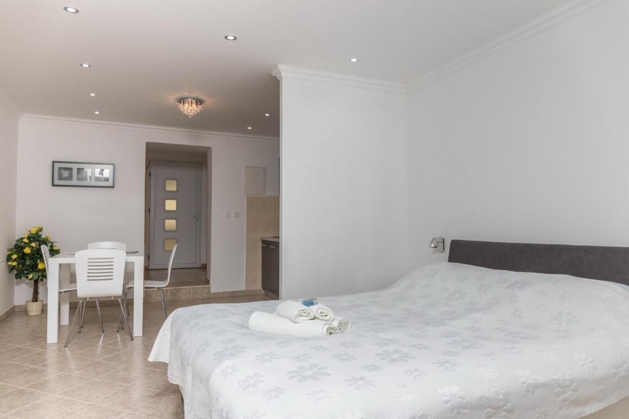 Guest House Sidro Selce Kültér fotó